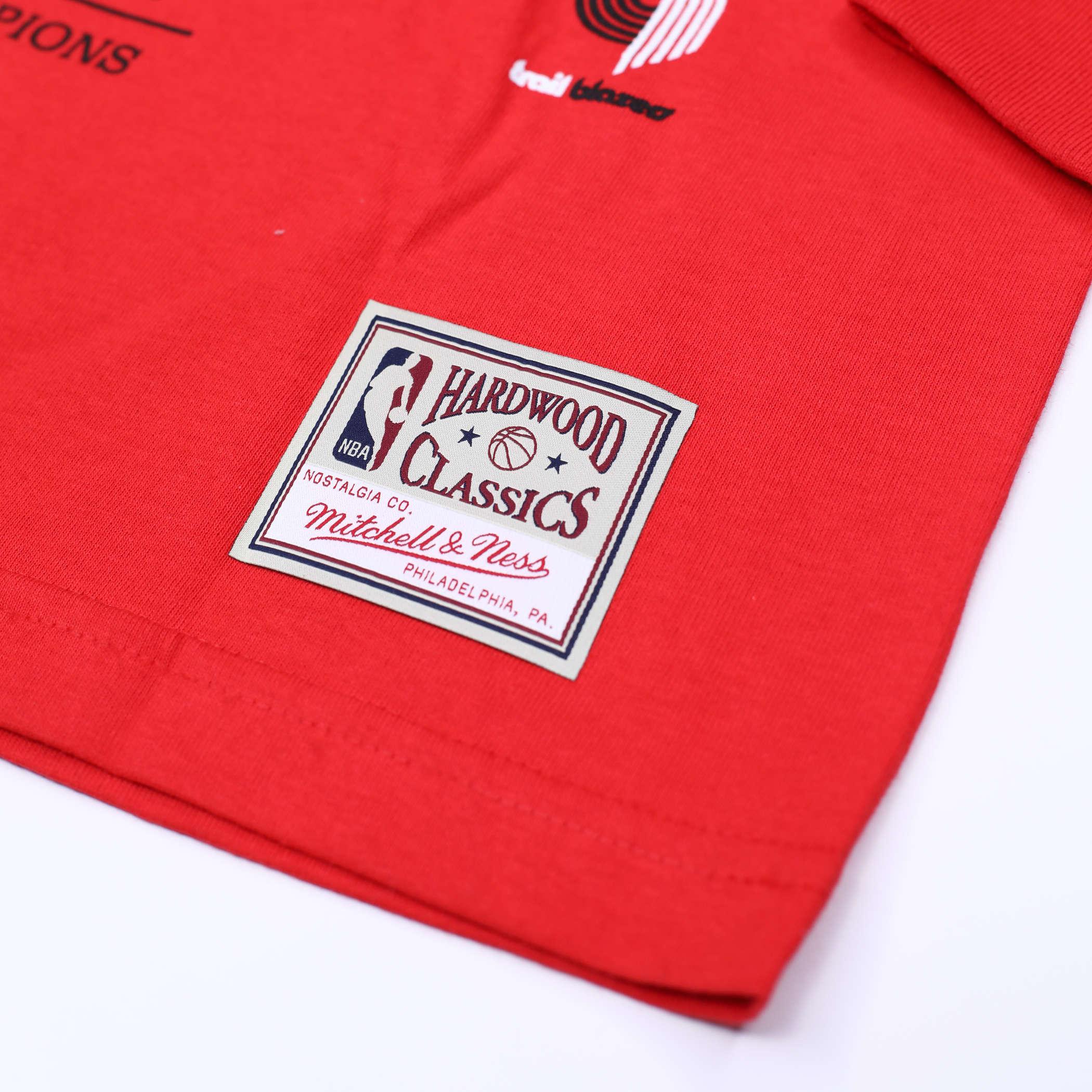 Mitchell & Ness Women's Red Oversized Long Sleeved Tee - Image 5